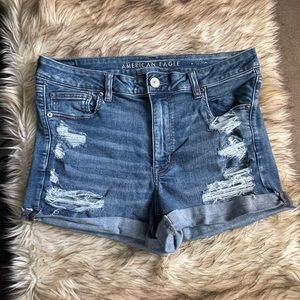American Eagle Outfitters Hi-Rise Shortie